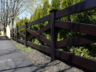 FT-H04   Black  Cross Rail  Horse Fence